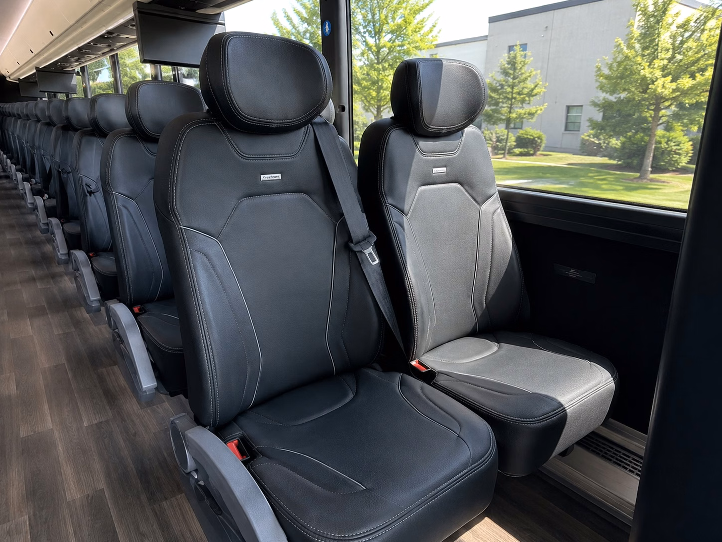 how bus type changes charter bus prices in everett washington