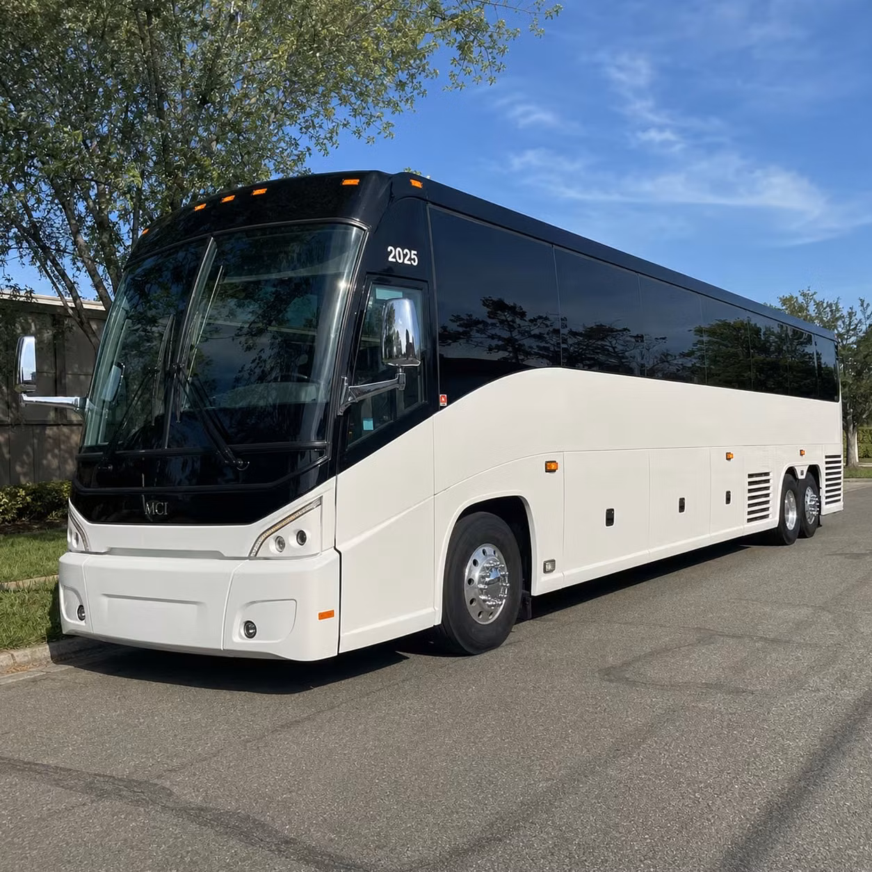 long distance bus rentals from everett to portland oregon and beyond